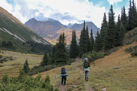 Trekking-in-the-tien-shan-mountains-kyrgyzstan