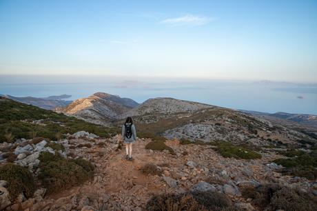 Hiking-in-naxos-greece