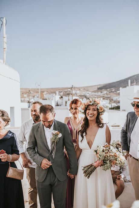 wildly-romantic-wedding-folegandros-beautiful-dahlias_30