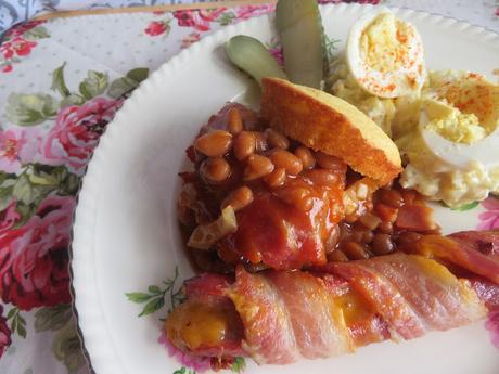 Quick Baked Beans and Corn Muffins