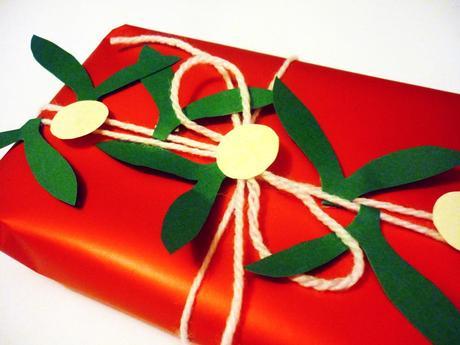 A Handmade Christmas: GIFT WRAP