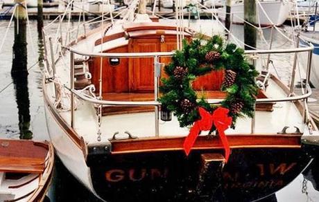 How do you decorate a cruising boat for Christmas?