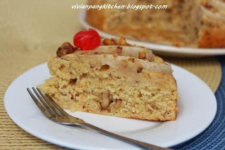 Pear and Cinnamon Cake