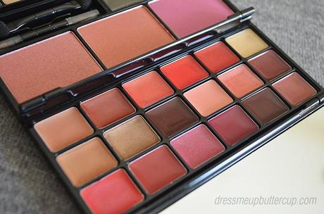 Unboxing: Avon Color Fold-Up Palette (Limited Edition)