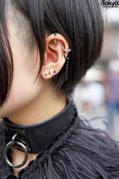 Style Tips: Multiple Ear Piercings - Paperblog