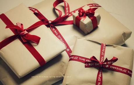 Christmas Present Wrapping