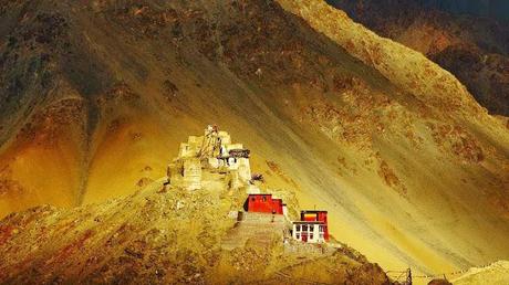 Why Tourists Choose The Ladakh Tour Packages?
