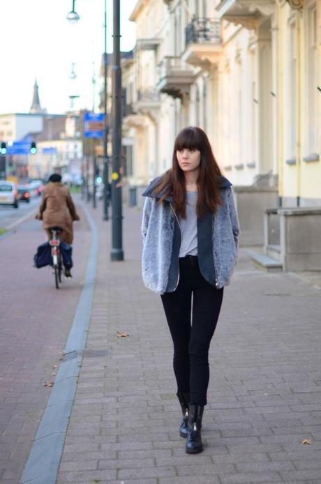 Black jeans, grey fur look grey faux fur coat inspiration