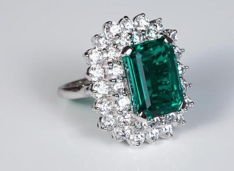 Sonal's Bijoux - Emerald Ring