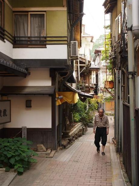 P9100016 ノスタルジックな情緒溢れる渋温泉郷 / Shibu Onsen, a nostalgic hot spring village