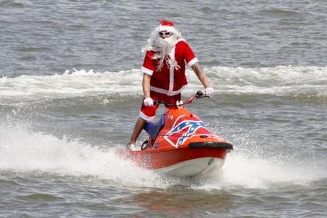 santa waterskiing