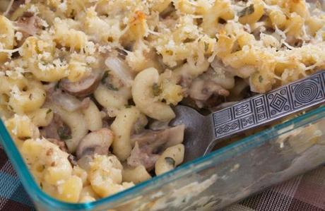 Cheesy turkey mushroom bake