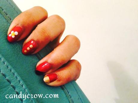 Easy Nail Art With Red Nail Polish