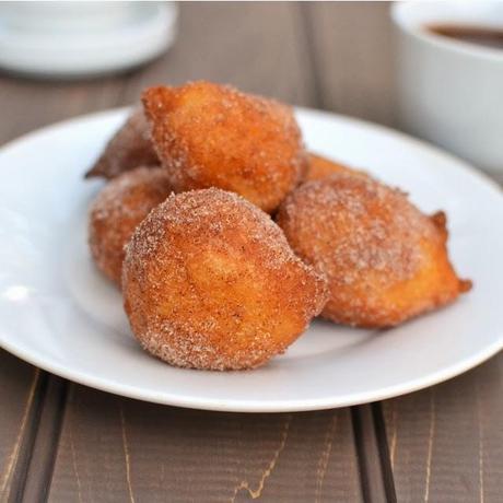 Zeppole (Eggless Recipe)