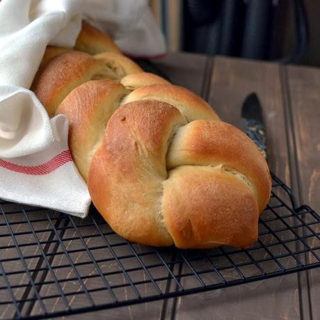 Eggless Challah Bread