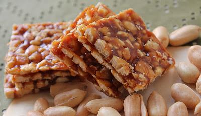 http://recipes.sandhira.com/peanut-chikki.html