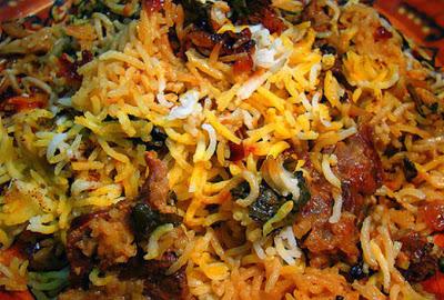 http://recipes.sandhira.com/hydrabadi-ckicken-biryani.html