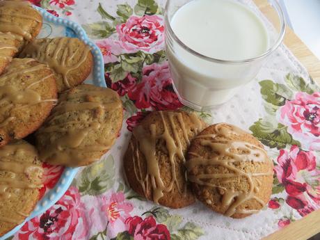 Applesauce Cookies