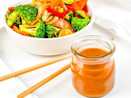 Healthy Stir Fry Sauce (Low-Calorie!)