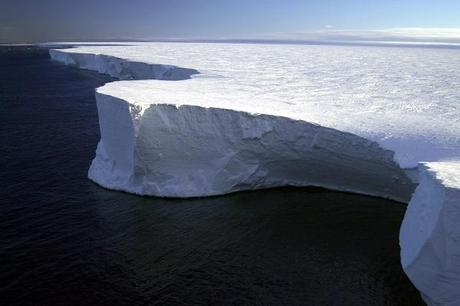Iceberg B-15 (Antarctica)