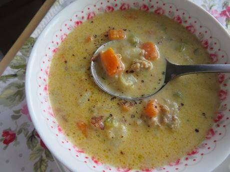 Easy Cheesy Sausage Chowder