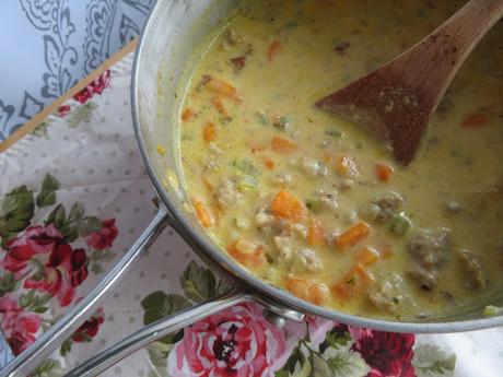 Easy Cheesy Sausage Chowder