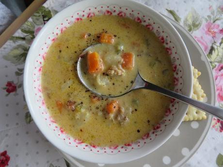 Easy Cheesy Sausage Chowder