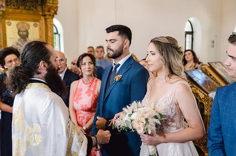 pretty-fall-wedding-sparta-peach-and-white-hues_38