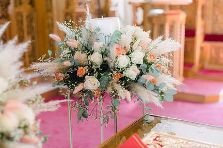 pretty-fall-wedding-sparta-peach-and-white-hues_26