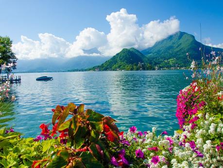 Lake-Annecy-France