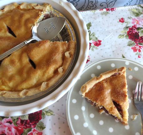 Apple & Cranberry Pie