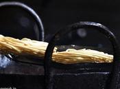 Thenkuzhal தேங்குழல்