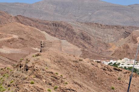 Forts, Desert, Mud Village — A Road Trip in Oman