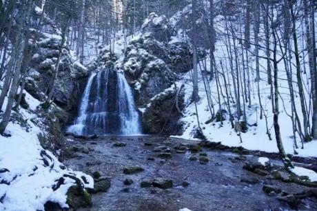 Rotatach Waterfall
