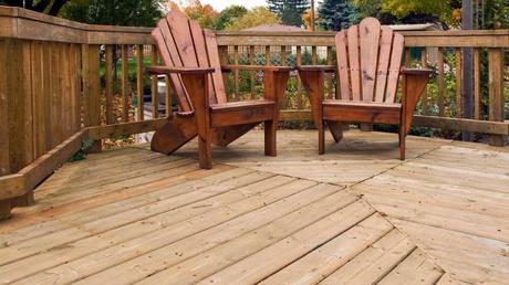 3 Things To Avoid Putting on Your Wood Deck