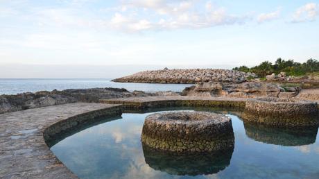 A Quick Guide to Maintaining Saltwater Pools