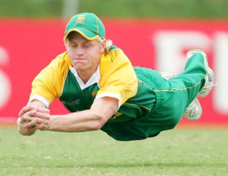 Sybrand   Engelbrecht makes debut !