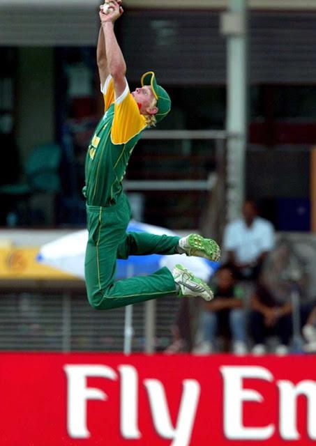 Sybrand   Engelbrecht makes debut !