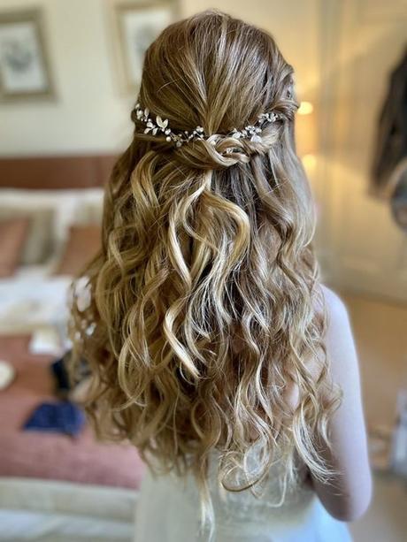 Unique styles for weddings, proms, and parties