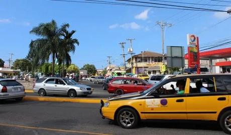 Read These 7 Jamaica Travel Tips Before You Plan Your Trip getting around