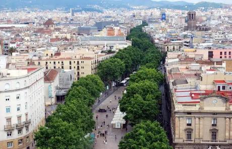 10 Beautiful Streets In Barcelona That You Must Explore las-ramblas