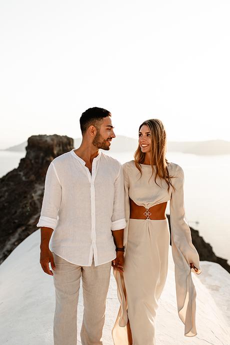 beautiful-honeymoon-photoshoot-santorini_09