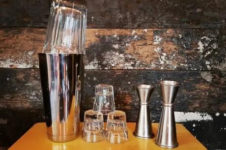 BASQUIAT WINE AND ART