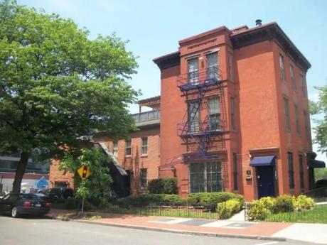 10 Super Cool Hostels In Washington DC That Offer Perfect Bang For The Buck capital scene