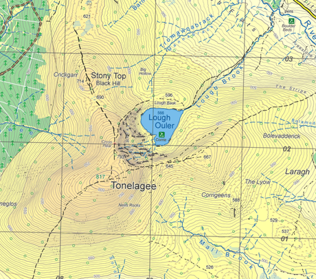 The Great Navigation Debate: Traditional map & compass vs. HiiKER app vs. a blended approach