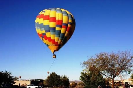 hot air balloon ride in australia
