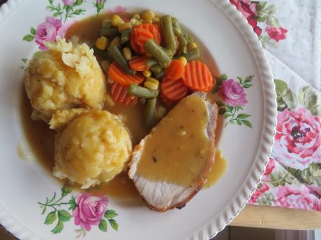 Pork Loin Roast with Gravy