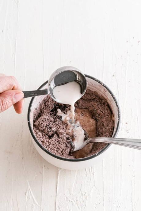 Vegan Mug Cake (10 Ways!)