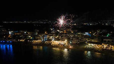 romantic-destination-wedding-naxos-with-pink-roses_20