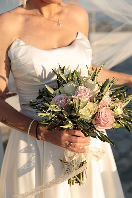 romantic-destination-wedding-naxos-with-pink-roses_08